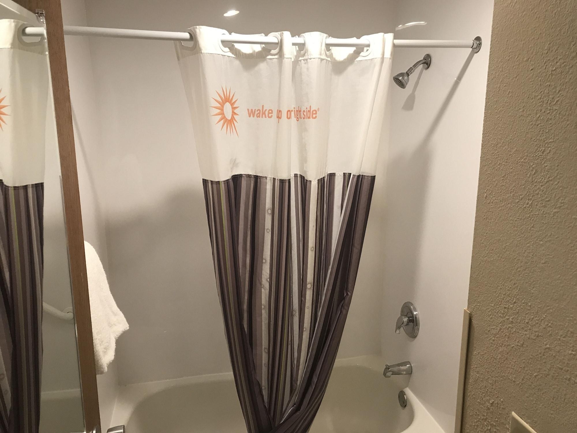 La Quinta Inn By Wyndham Indianapolis Airport Executive Dr Εξωτερικό φωτογραφία