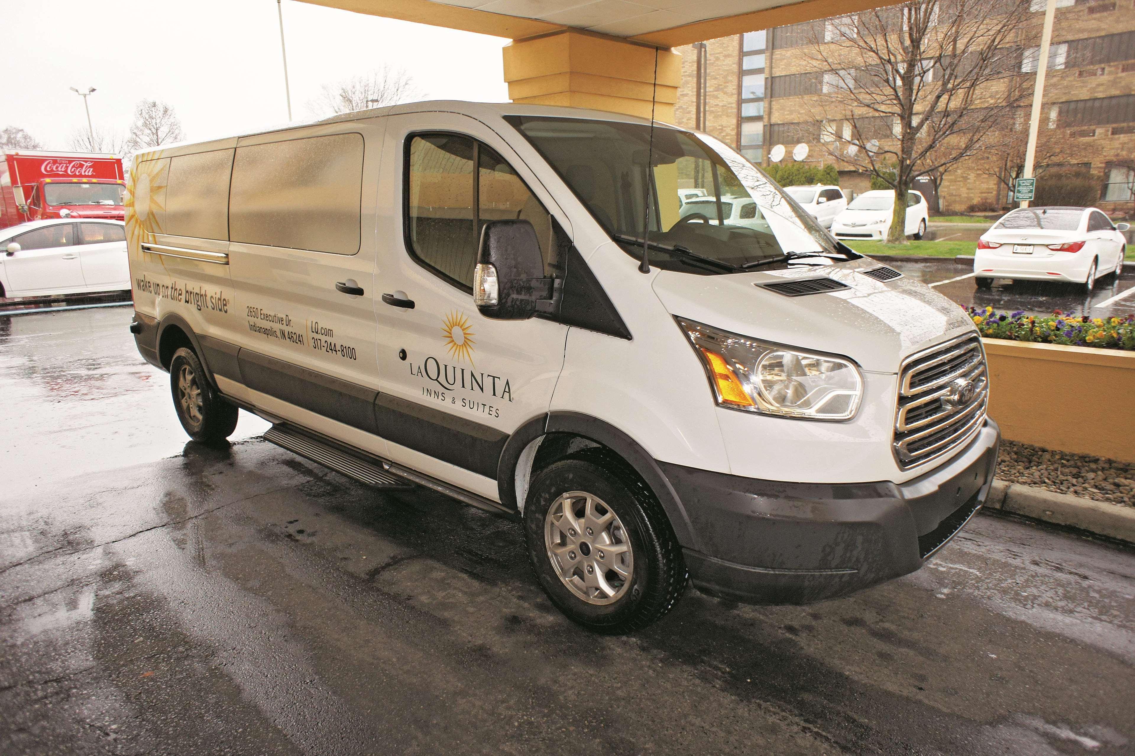 La Quinta Inn By Wyndham Indianapolis Airport Executive Dr Εξωτερικό φωτογραφία