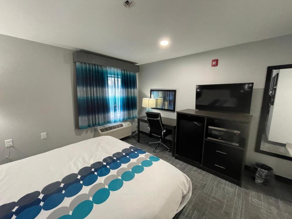 La Quinta Inn By Wyndham Indianapolis Airport Executive Dr Εξωτερικό φωτογραφία