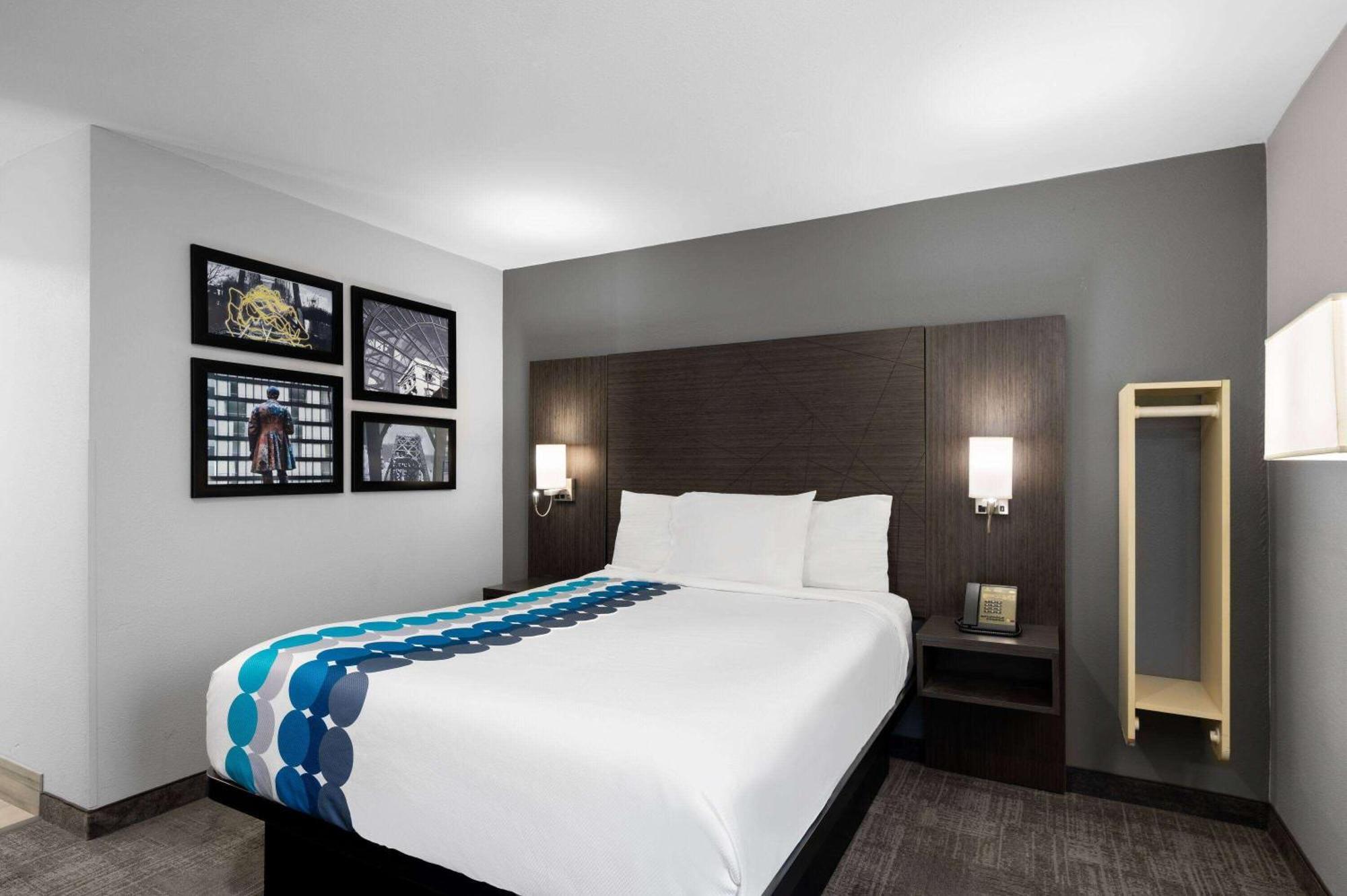 La Quinta Inn By Wyndham Indianapolis Airport Executive Dr Εξωτερικό φωτογραφία