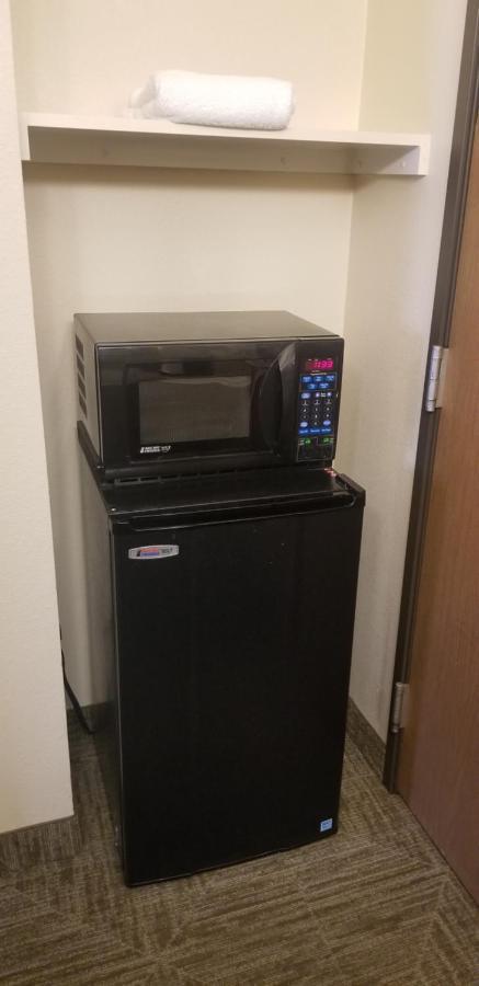La Quinta Inn By Wyndham Indianapolis Airport Executive Dr Εξωτερικό φωτογραφία